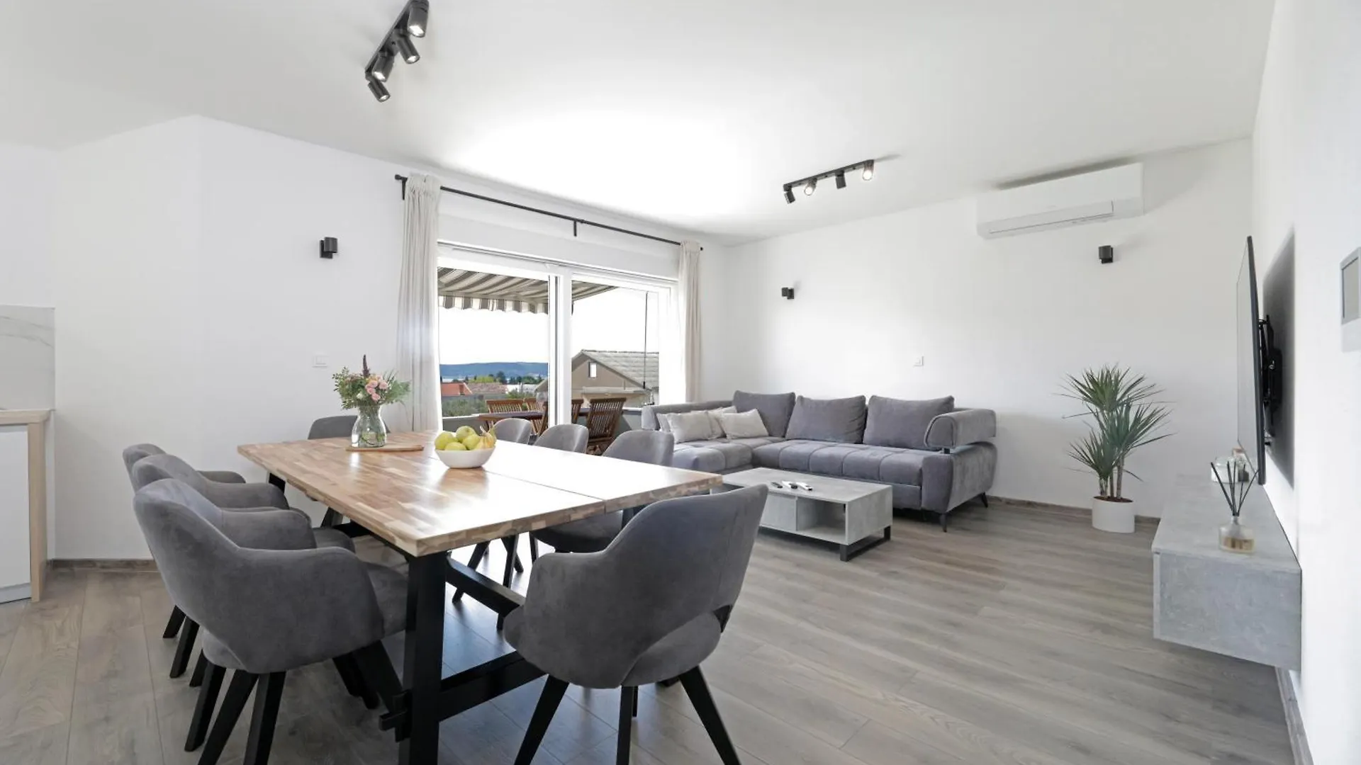 Apartman Matic Kastela Apartment